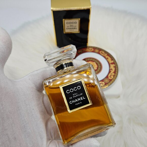 Coco Chanel Eau de Parfum - Picture 2 of 8